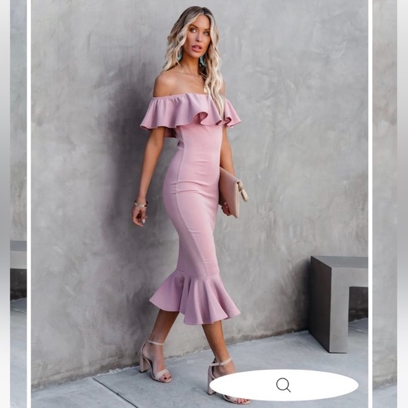 Vici Dresses & Skirts - Vici Havana Ruffle MIDI Dress in Mauve | Size Small